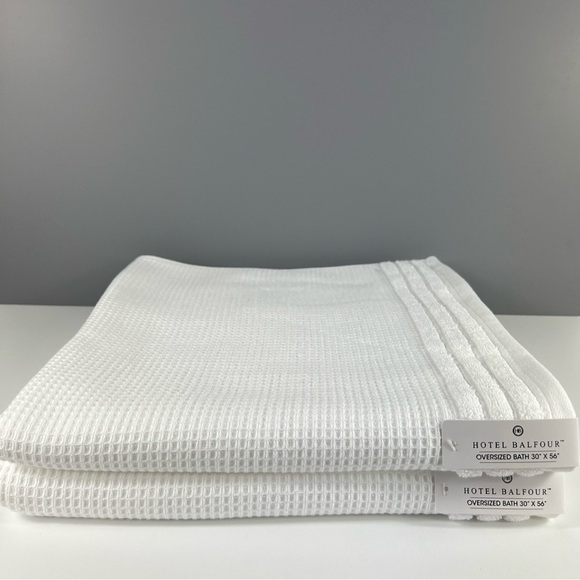 2 Pc Hotel Balfour Oversized Bath Towel Set White Waffle 100% Cotton NEW - Picture 1 of 5